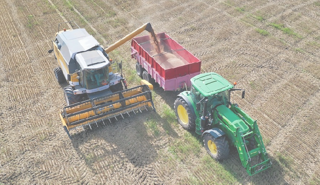 <h3><span style='font-size:18px;'><strong>Peralatan Pertanian</strong></span></h3> 