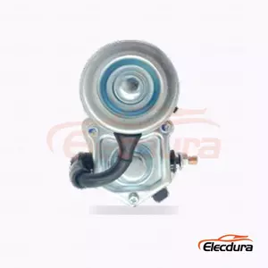 STY0001WA Motor Cummins A2300 ve startovac&iacute;m motoru Doosan, 12V 2,0kW, 15 zubů, kompletn&iacute; bočn&iacute; pohled